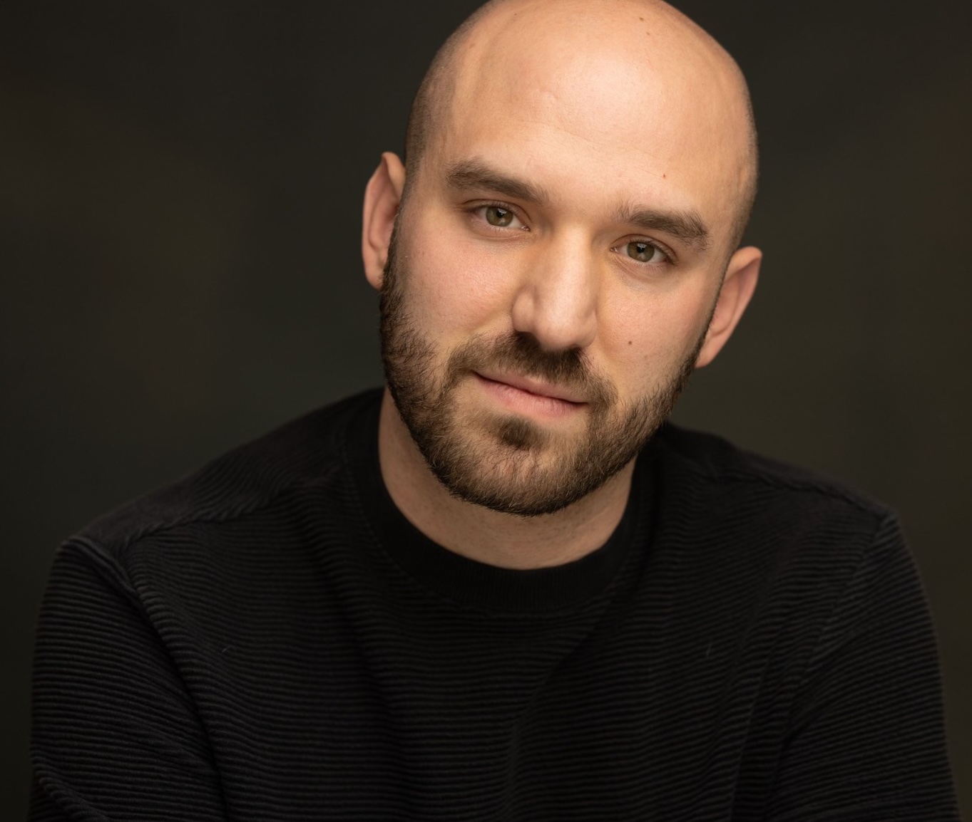You are currently viewing Ari Axelrod