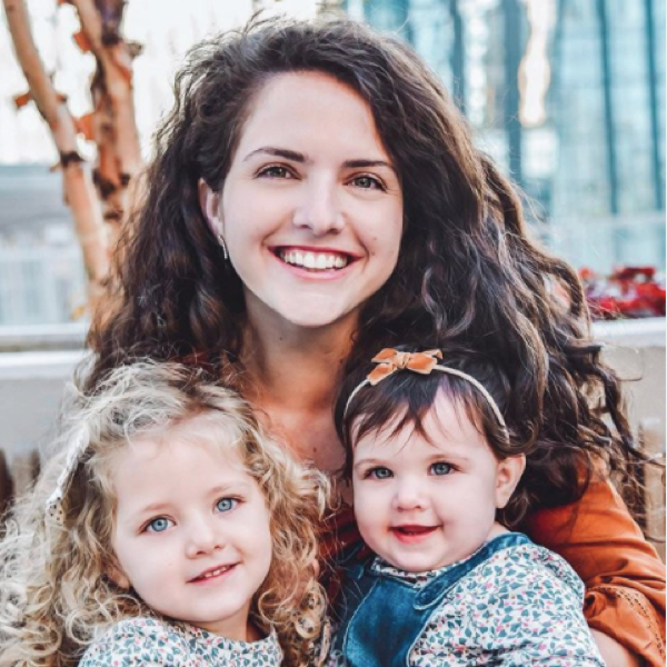 You are currently viewing Ariel Scheer Stein