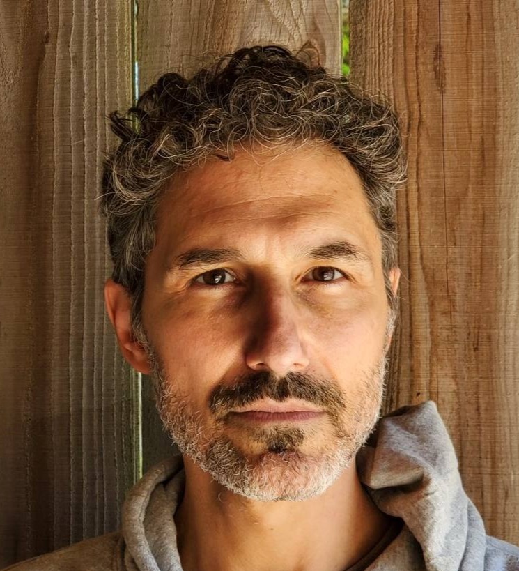 You are currently viewing Ethan Zohn