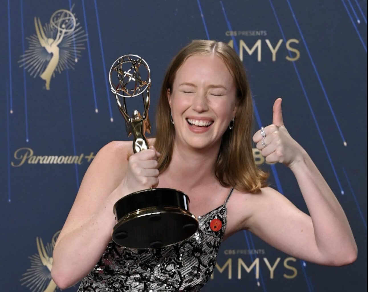Read more about the article Emmy Winner Hannah Einbinder Explains Her “Free Palestine” Onstage Comment