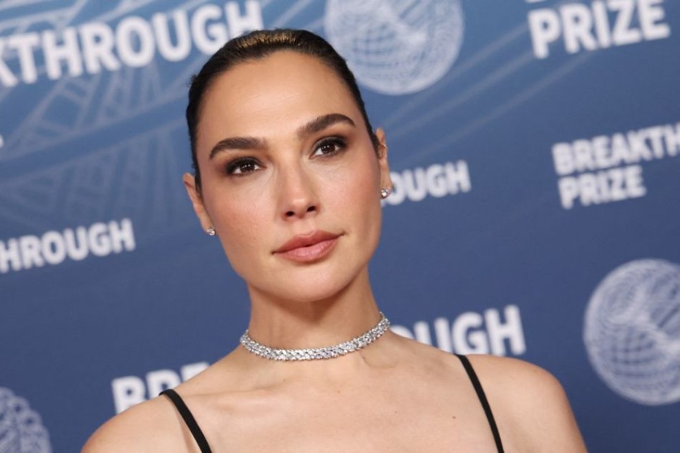 Read more about the article Gal Gadot will not attend Venice Film Festival due to pressure from anti-Israeli group