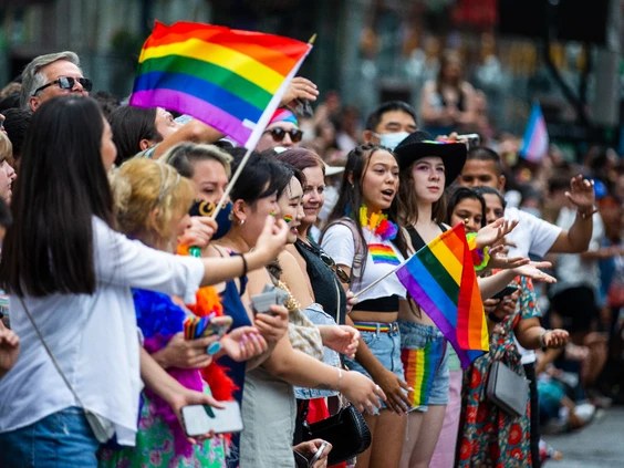 Read more about the article Opinion: Please, no more straights who call themselves ‘queer’