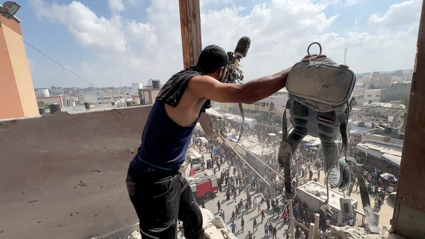 Read more about the article Israel is killing journalists and getting away with it, say advocates